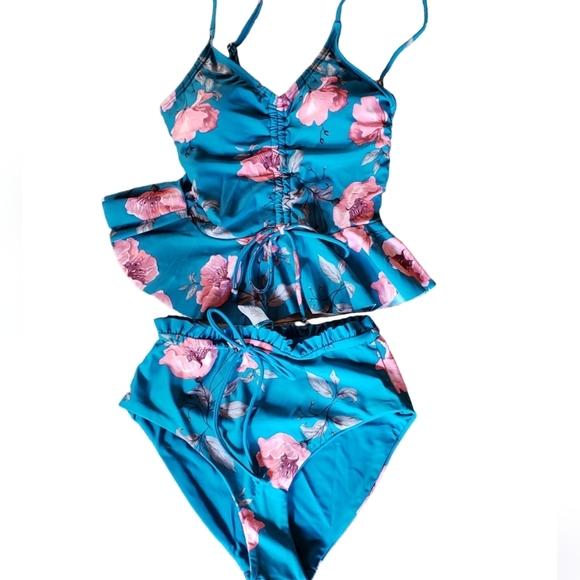 Coral Reef Blue Floral Bikini 2pc Swimsuit NEW - Picture 1 of 6